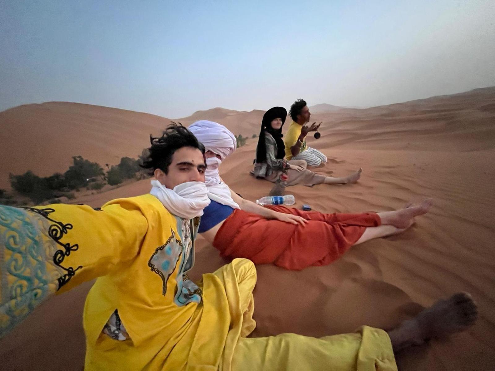Oasis Desert Camp Obira Мерцуга Екстериор снимка