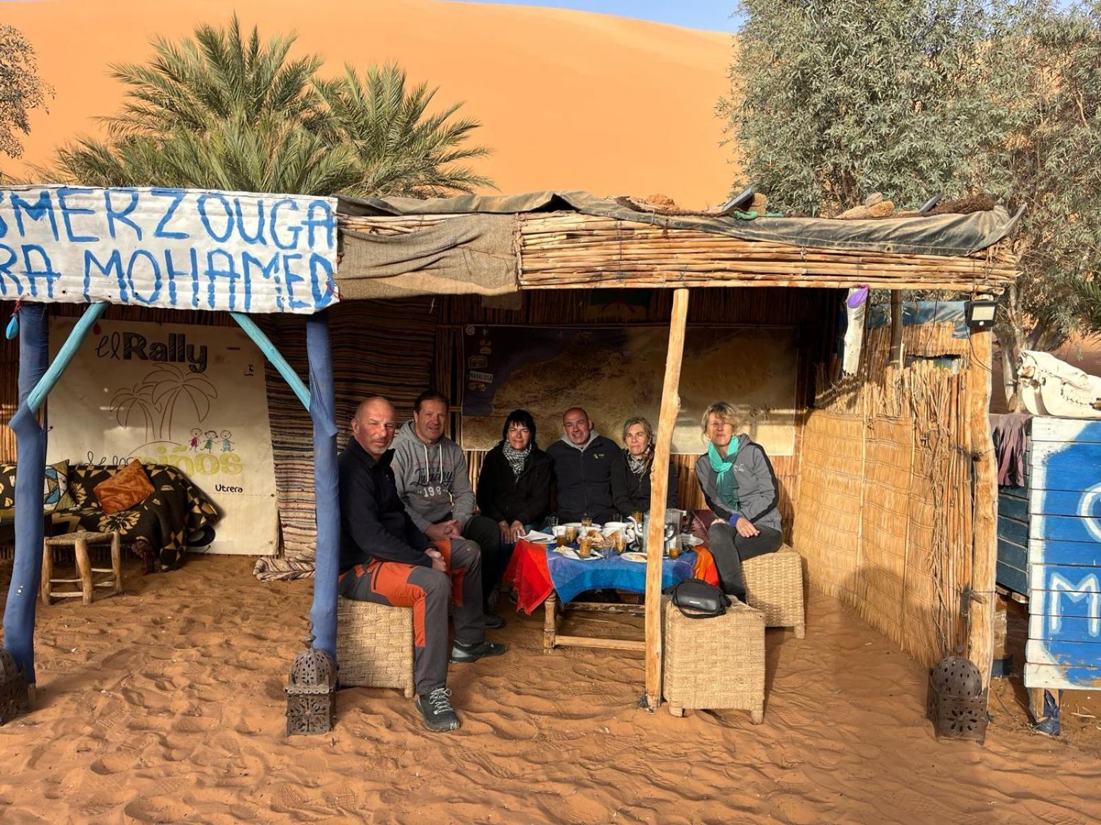 Oasis Desert Camp Obira Мерцуга Екстериор снимка