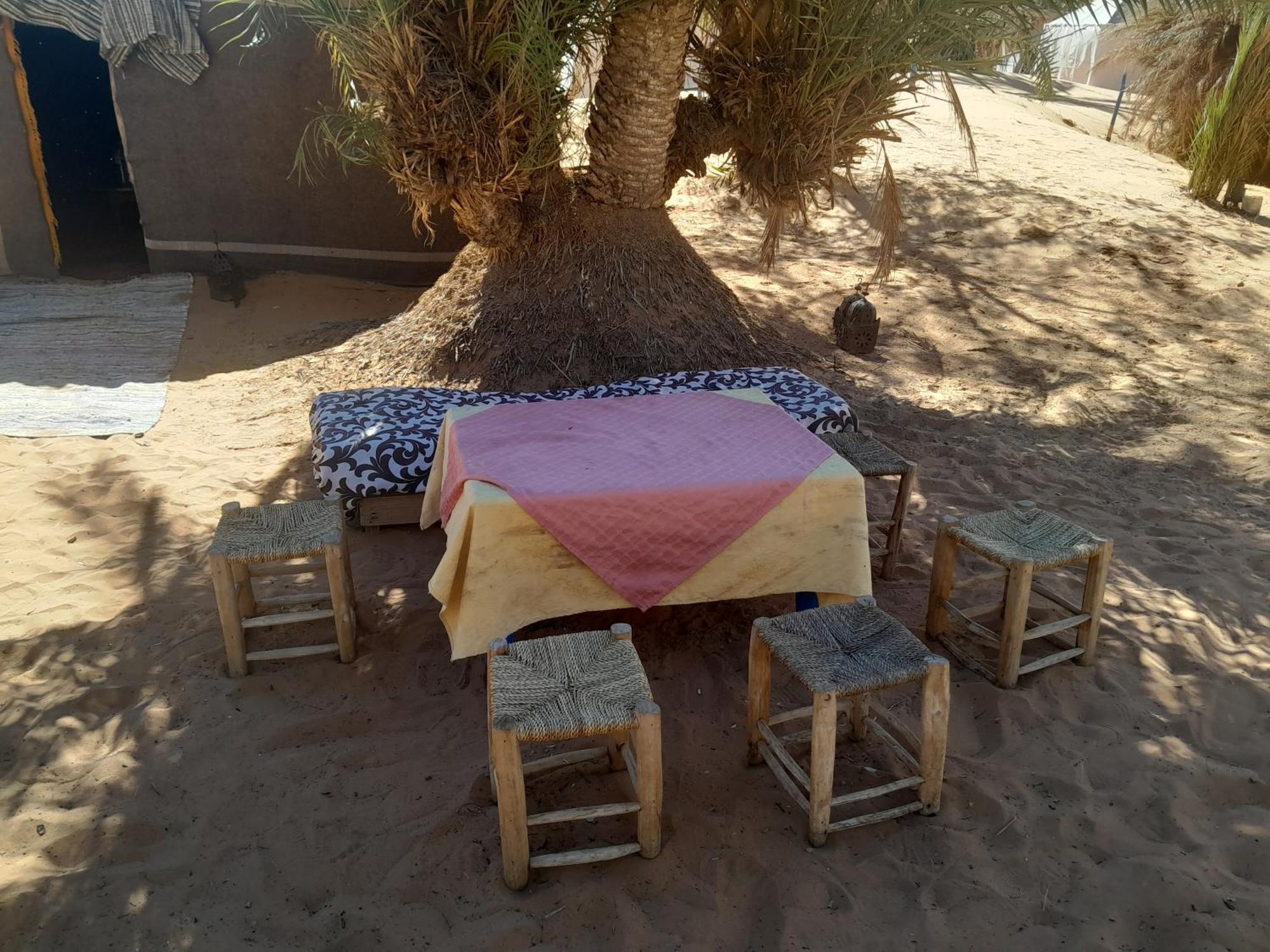 Oasis Desert Camp Obira Мерцуга Екстериор снимка