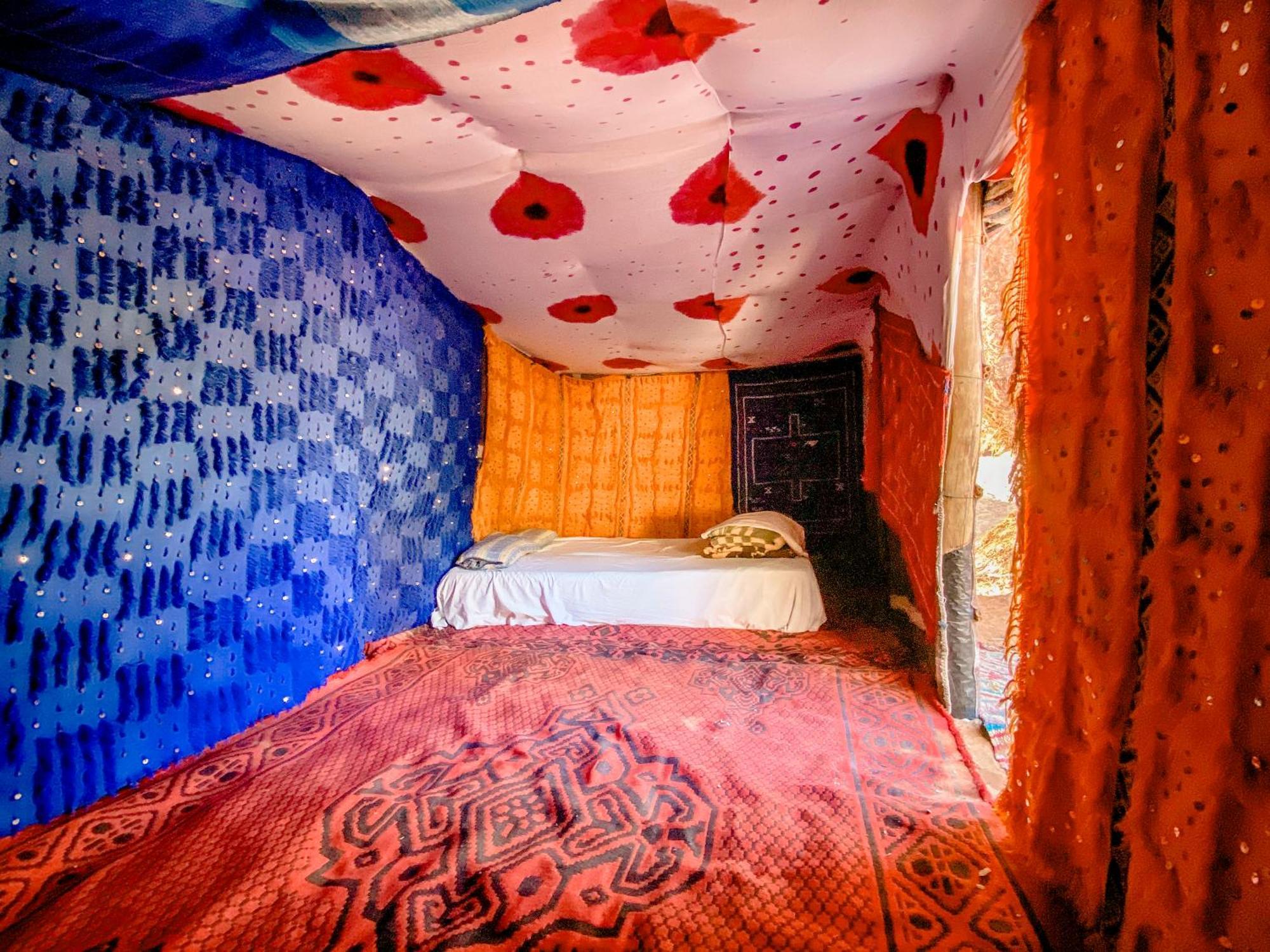 Oasis Desert Camp Obira Мерцуга Екстериор снимка