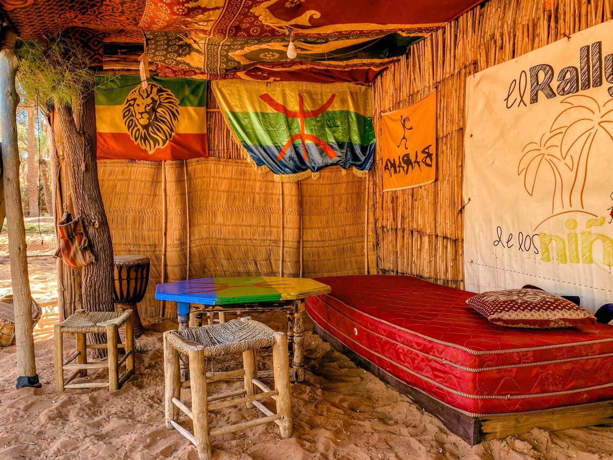 Oasis Desert Camp Obira Мерцуга Екстериор снимка