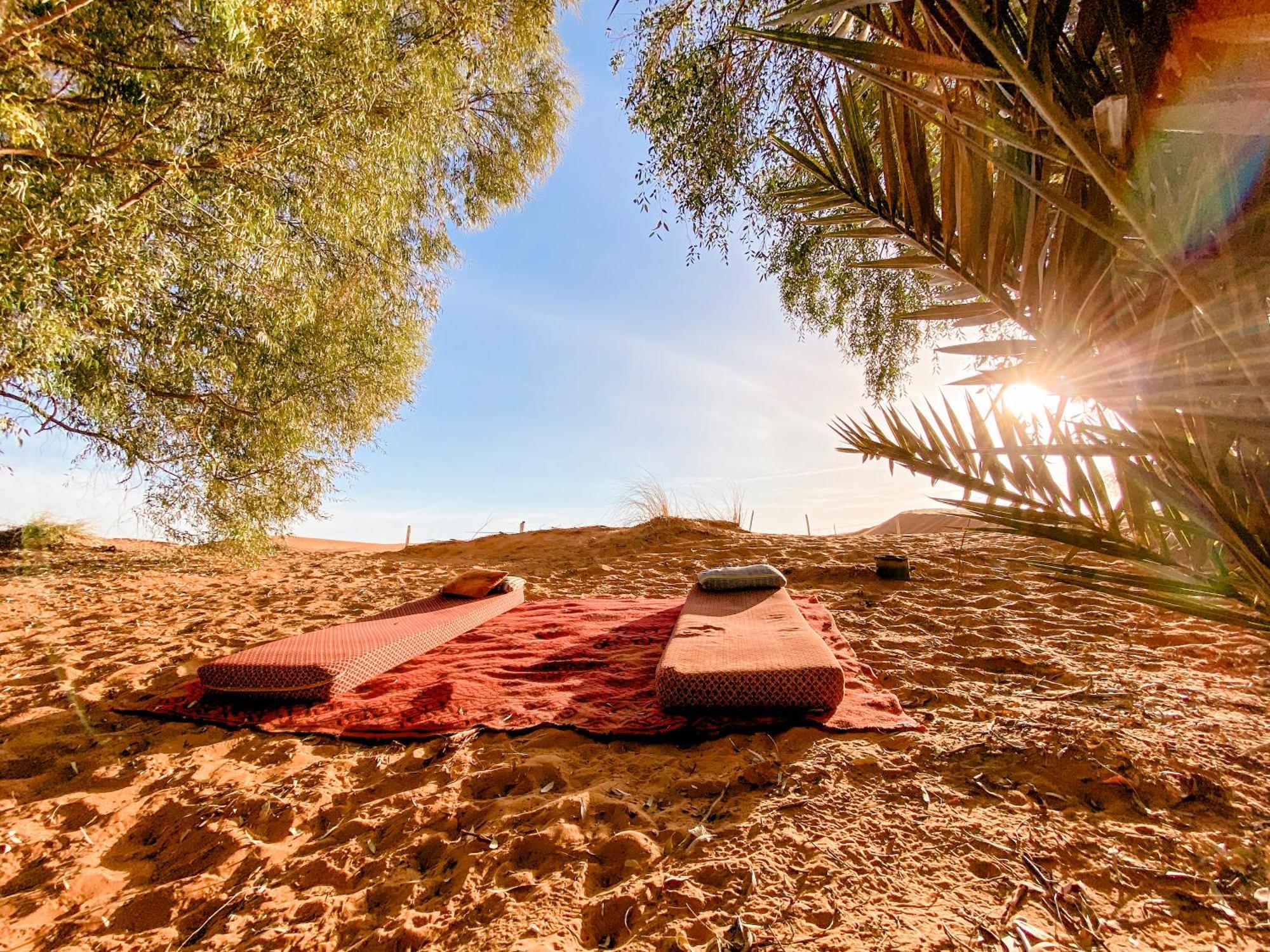Oasis Desert Camp Obira Мерцуга Екстериор снимка