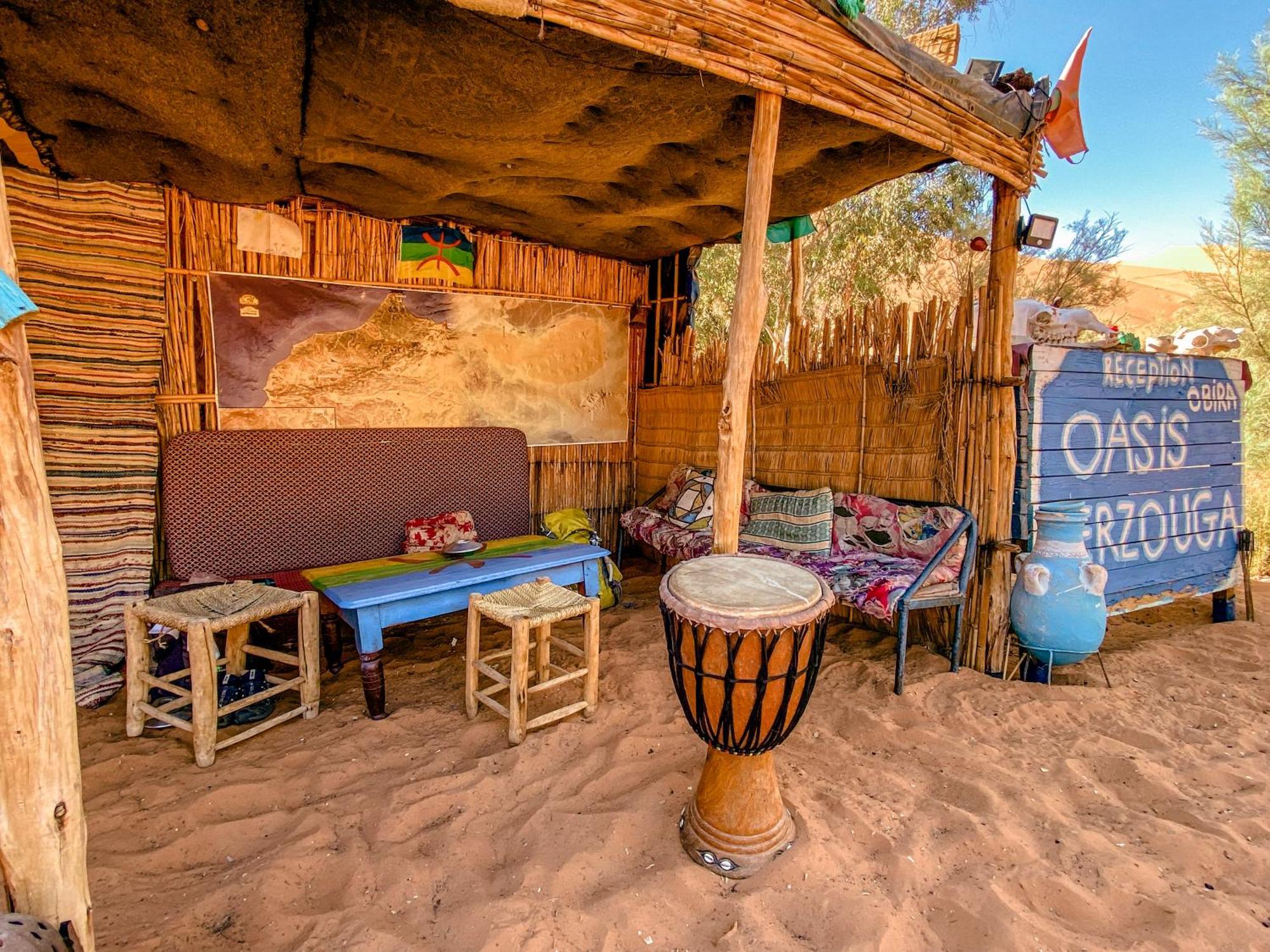 Oasis Desert Camp Obira Мерцуга Екстериор снимка